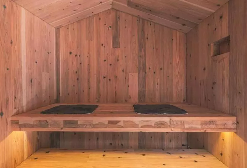 ホテル Earthboat Kitakaruizawa
