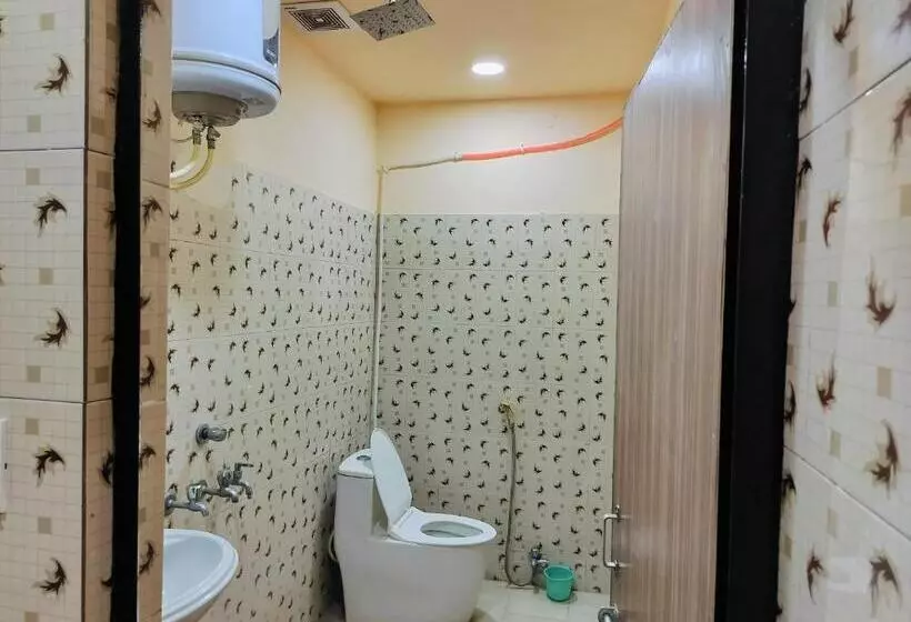 Hotelli Kesarwani Seva Sadan