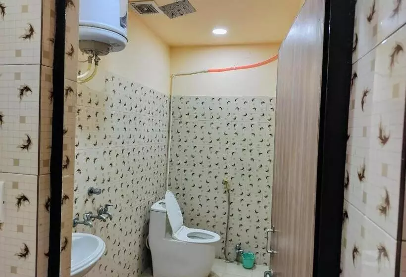 Hotelli Kesarwani Seva Sadan