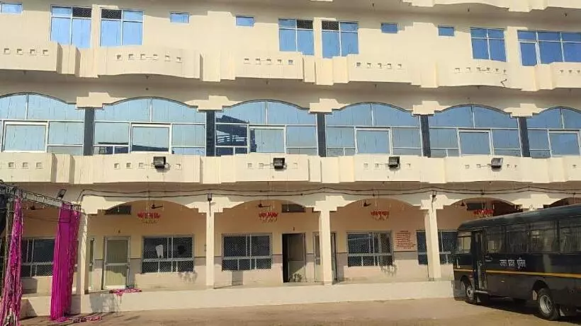 Hotelli Kesarwani Seva Sadan