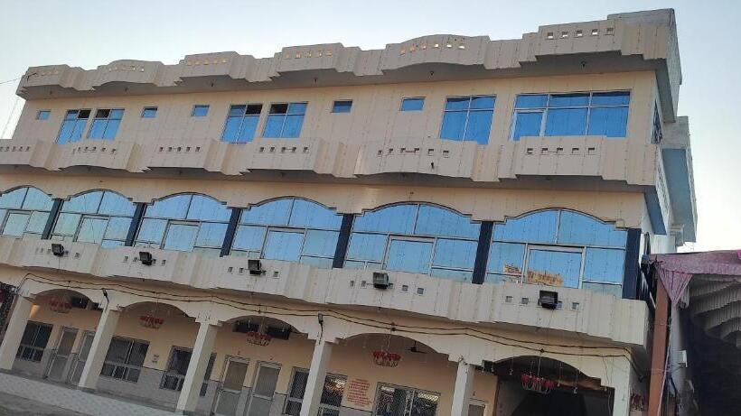 Otel Kesarwani Seva Sadan