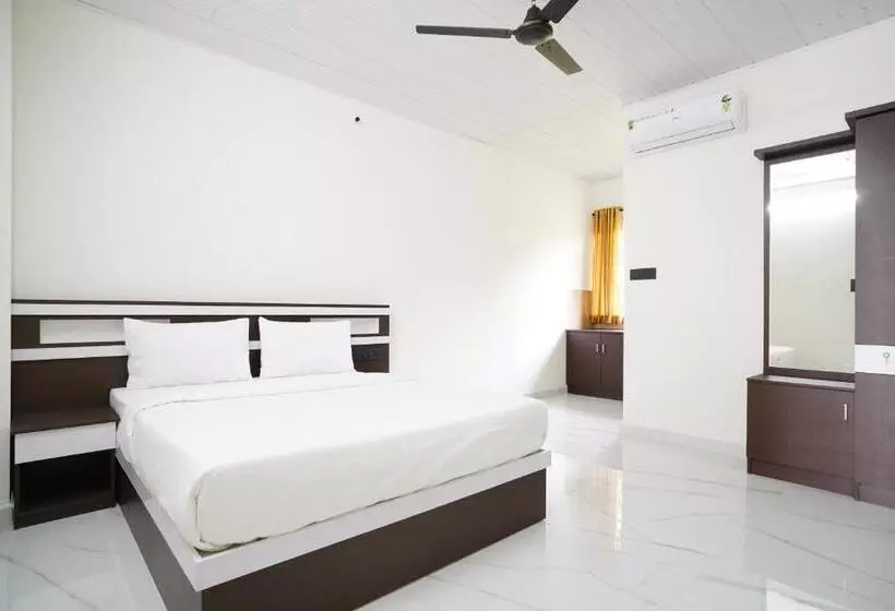 Hotelli Moonlit Royal Grand Suite