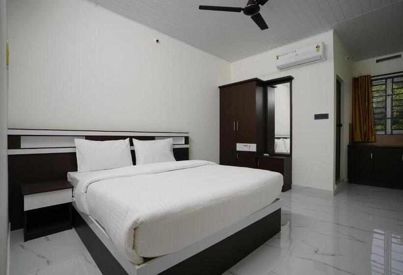 Hotel Moonlit Royal Grand Suite