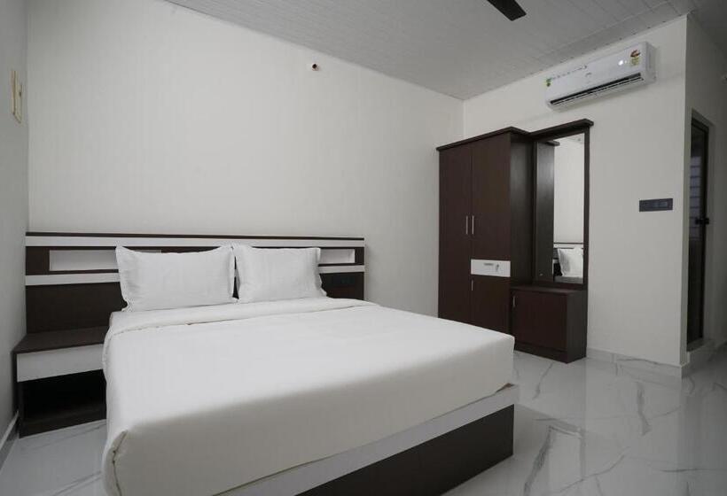 Hotel Moonlit Royal Grand Suite