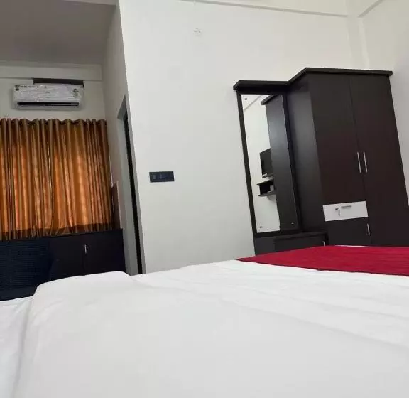 Hotelli Moonlit Royal Grand Suite