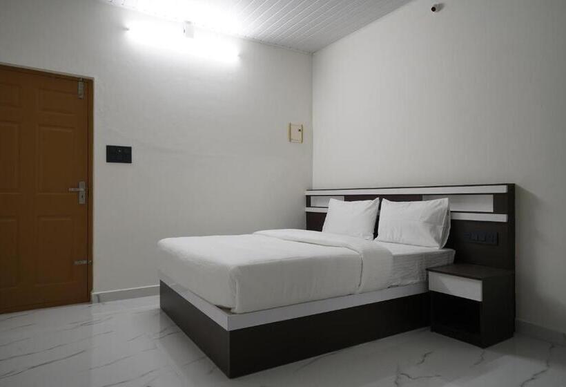 Hotel Moonlit Royal Grand Suite