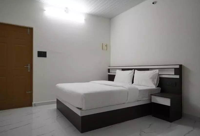 Hotelli Moonlit Royal Grand Suite