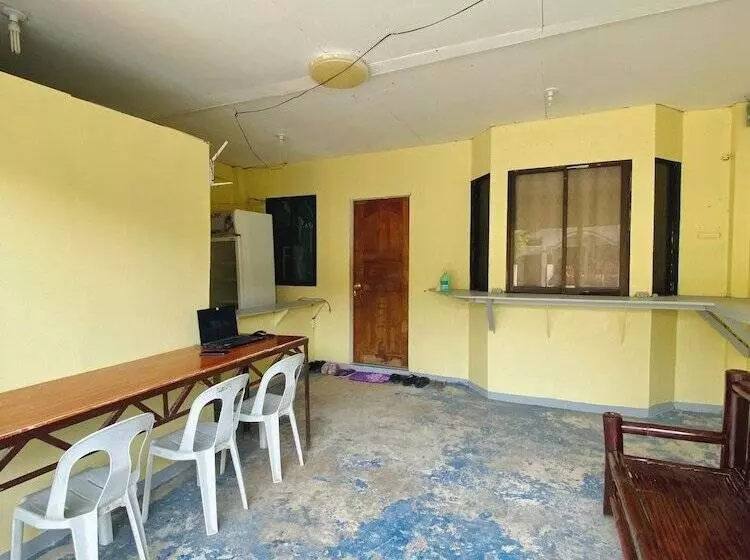 Byahero S Eskapo Hostel