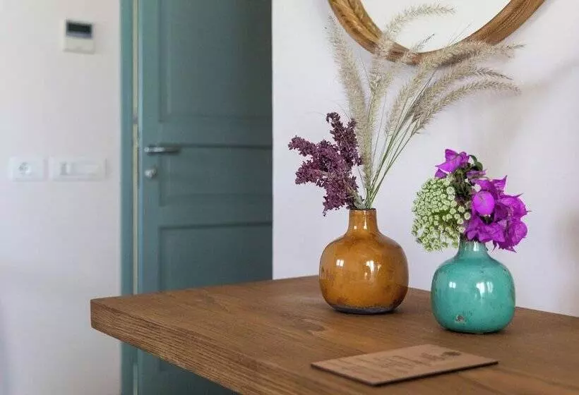 هتل Planeta Country House