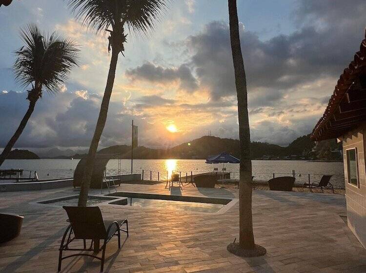 پانسیون Pousada Jet Club Marine Angra