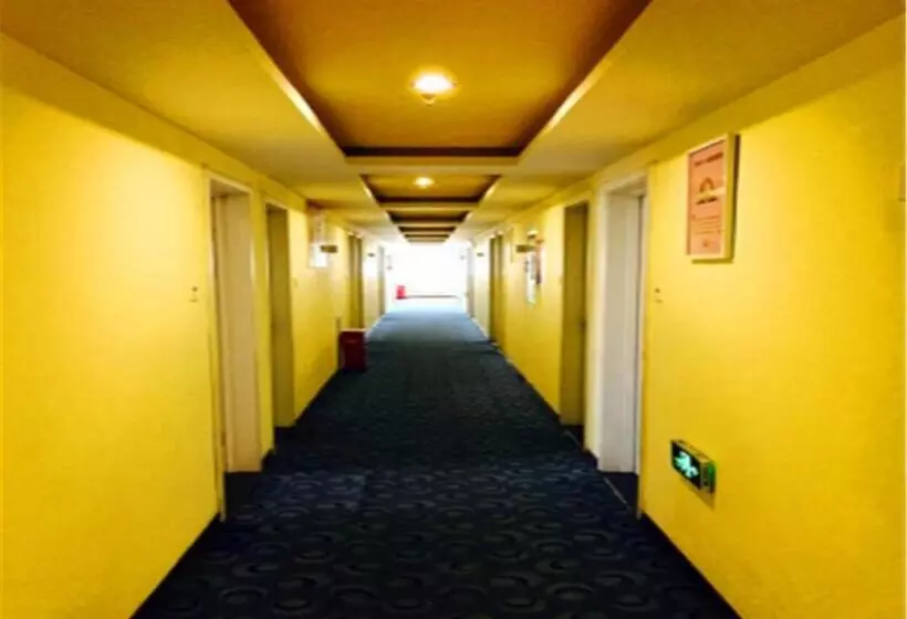 Hotelli 7 Days Inn Harbin Cheng De Plaza
