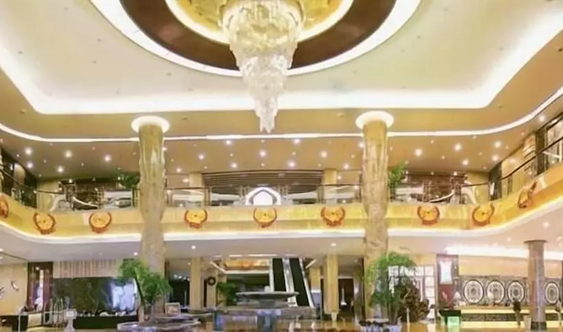 ホテル Empark Grand
