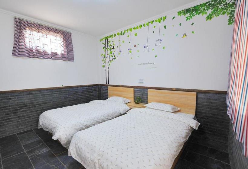 Xianyang Gudu International Youth Hostel