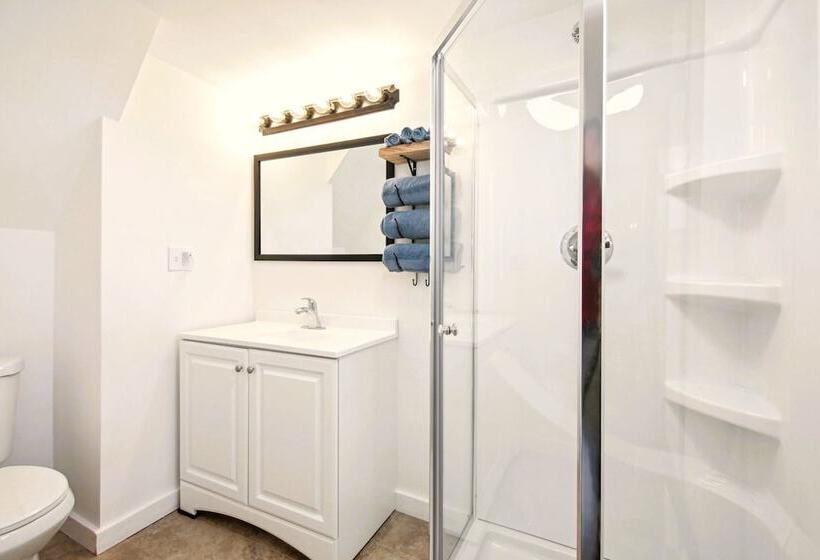 Bed and Breakfast The Cottage At Amos Lake