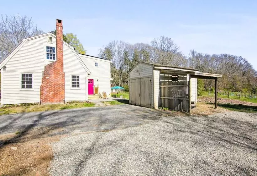 Aamiaismajoitus (B&B) The Cottage At Amos Lake