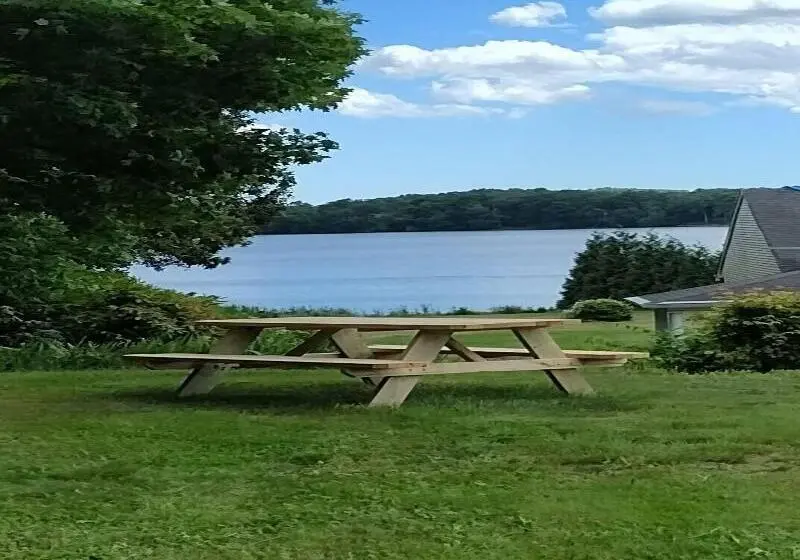 ベッドアンドブレックファースト The Cottage At Amos Lake