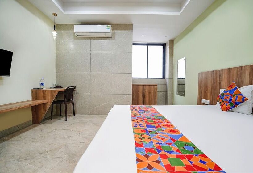 Fabhotel Park Mahindra