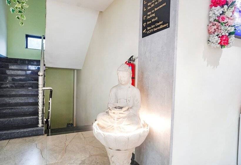 Fabhotel Park Mahindra