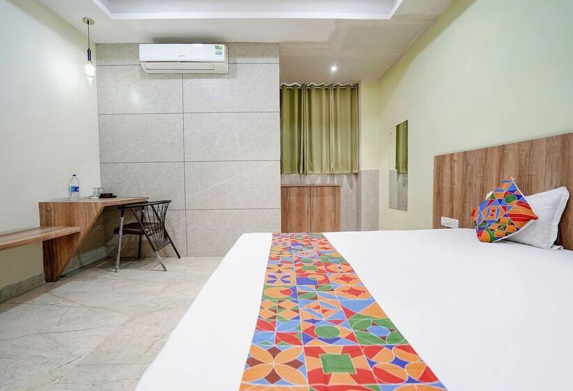 Fabhotel Park Mahindra