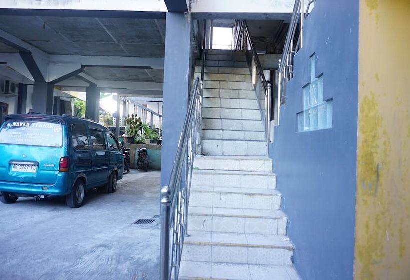 هتل Wijaya Family