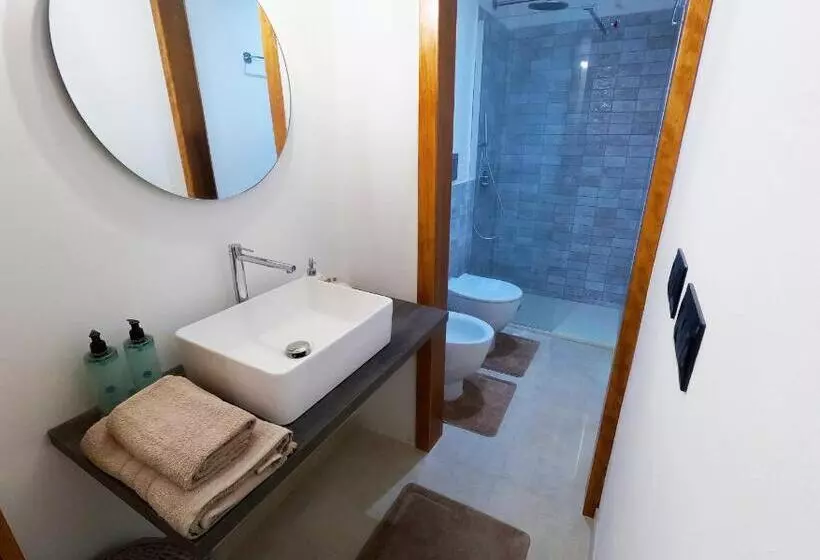 پانسیون Millelire Suites