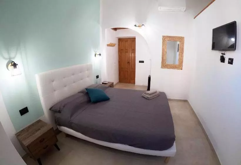 پانسیون Millelire Suites