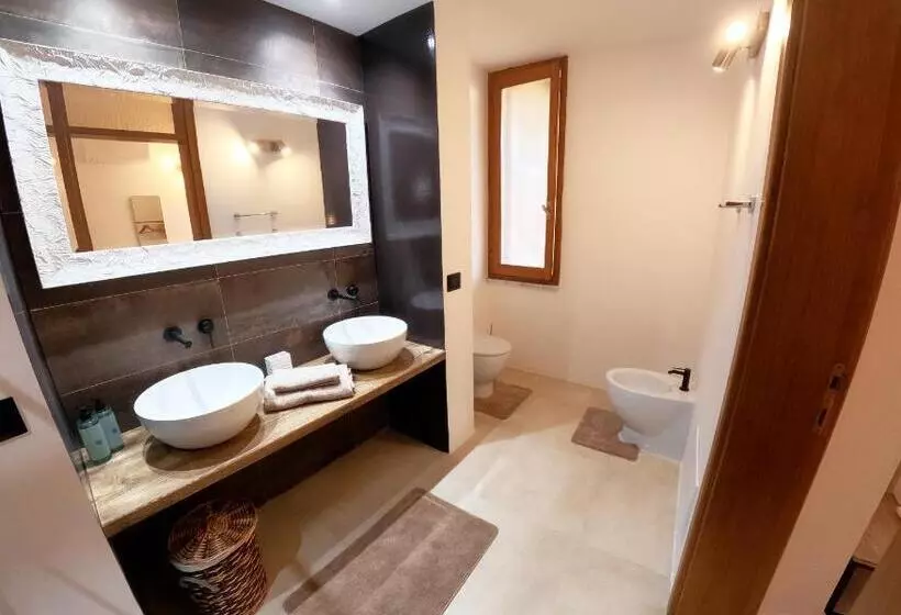 پانسیون Millelire Suites
