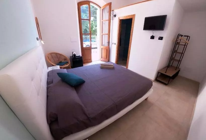 پانسیون Millelire Suites