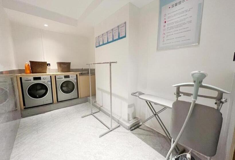 Echarm Hotel Changsha Yueliangdao Guanziling Metro Station