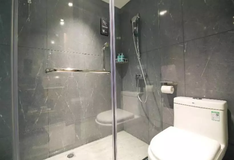 Hotelli City Comfort Inn Changsha Sifangping University Of National Defense Science And Technology