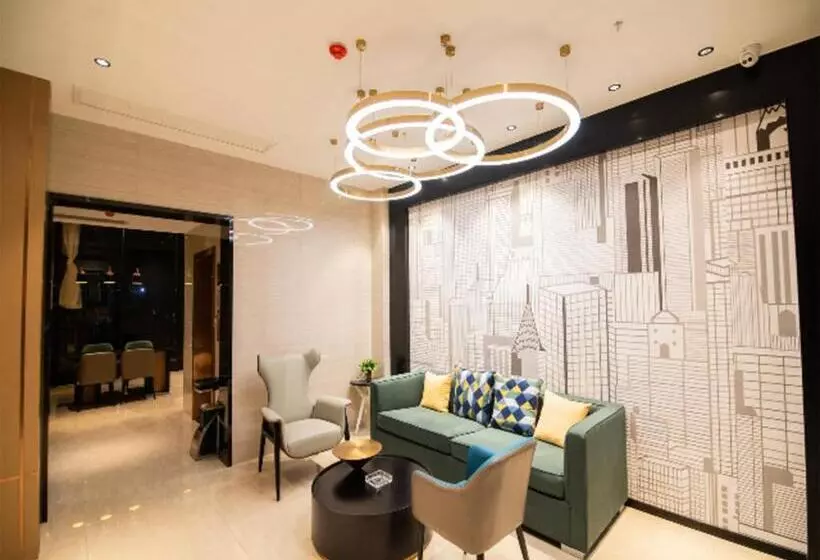 Hotelli City Comfort Inn Changsha Sifangping University Of National Defense Science And Technology