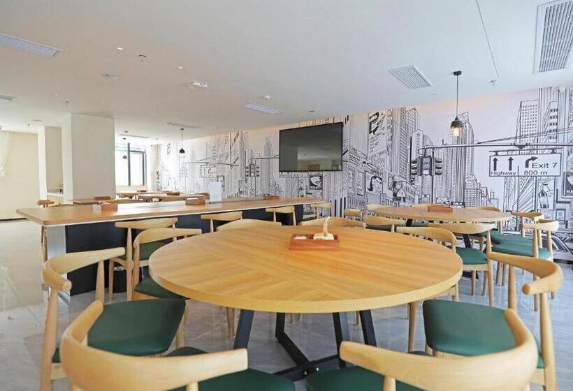 בית מלון כפרי City Comfort Inn Ganzhou Railway Station Huadong City