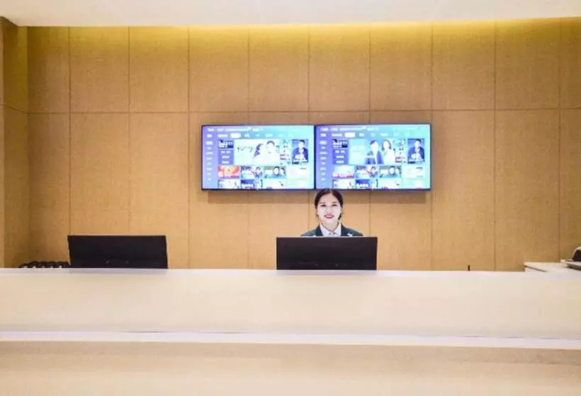 ホテル City Comfort Inn Yichang Sanxia Airport
