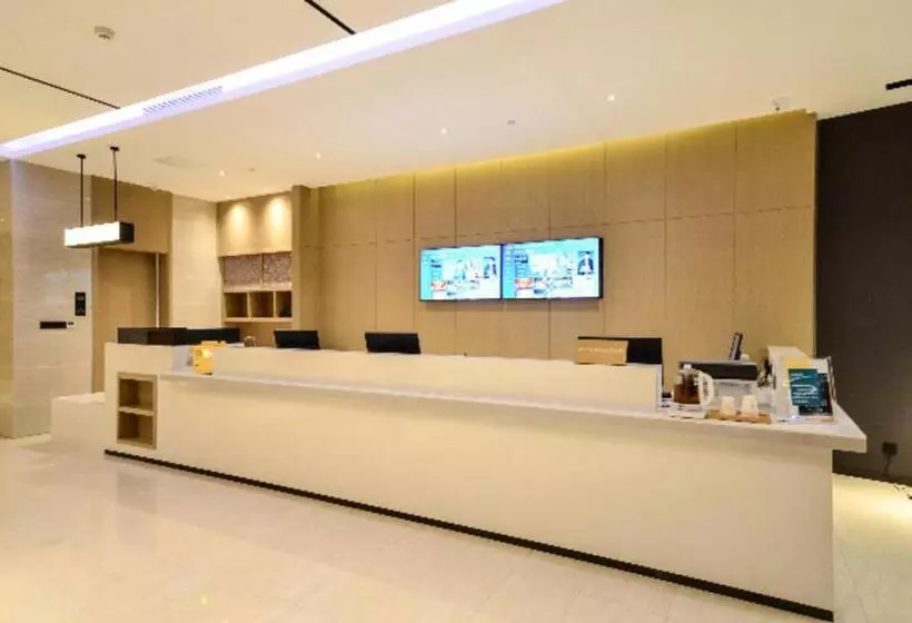 ホテル City Comfort Inn Yichang Sanxia Airport