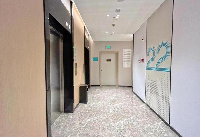 בית מלון כפרי City Comfort Inn Yichang Zhongnan Road Changjiang Plaza