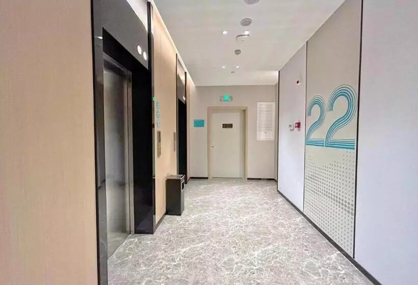 ホテル City Comfort Inn Yichang Zhongnan Road Changjiang Plaza