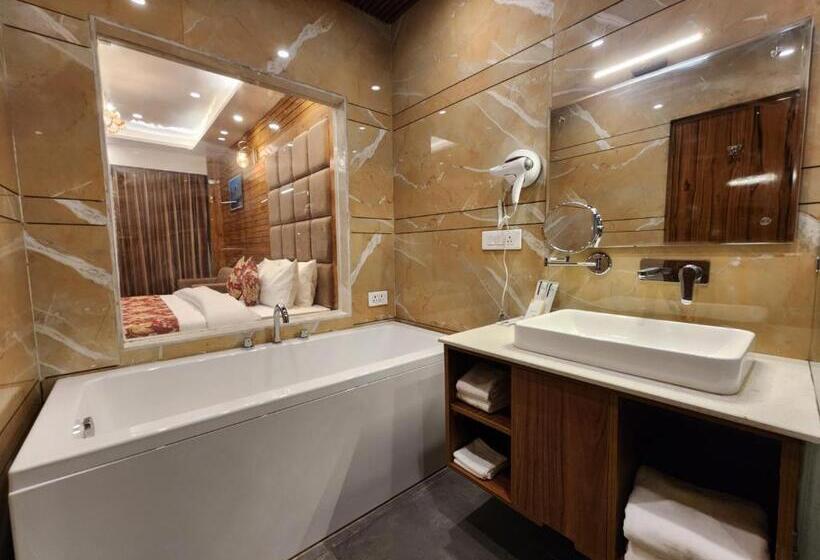 Hotel Echor Kc Vilaas Kufri