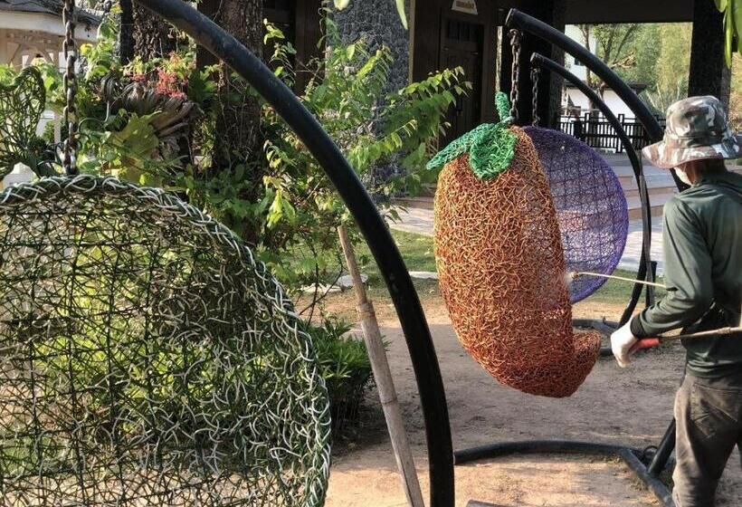 Отель Malang Por