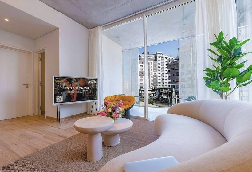 Onomo Allure Abidjan Baobab