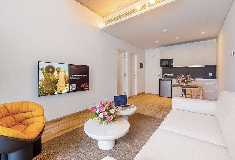 Onomo Allure Abidjan Baobab