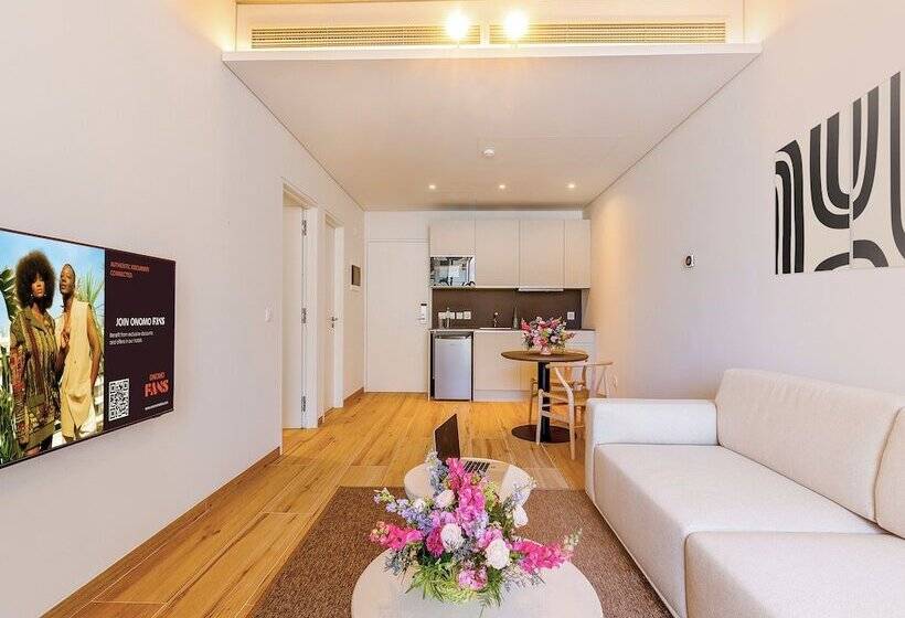 Onomo Allure Abidjan Baobab