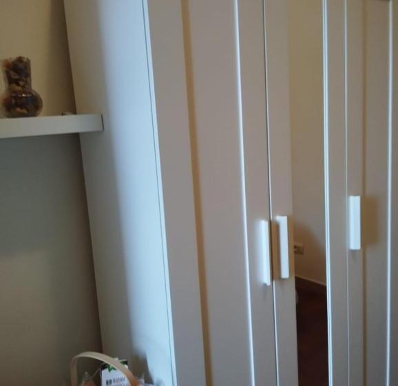 پانسیون The Family House