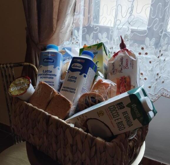 پانسیون The Family House