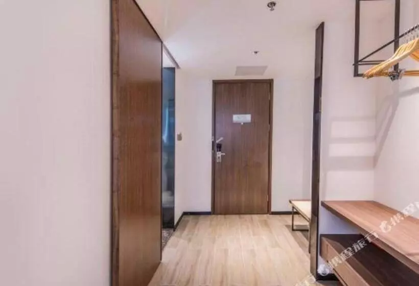 Borrman Hotel Hezhou High Speed Railway Station Guangming Avenue