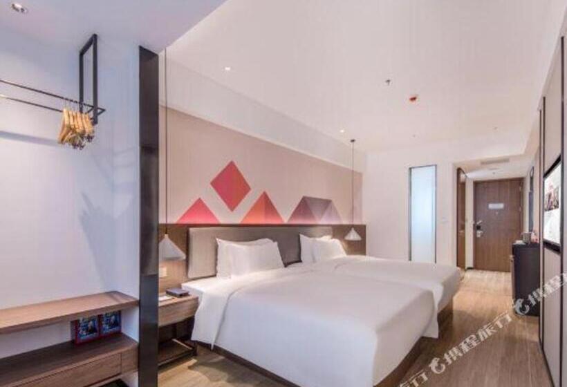 Borrman Hotel Hezhou High Speed Railway Station Guangming Avenue