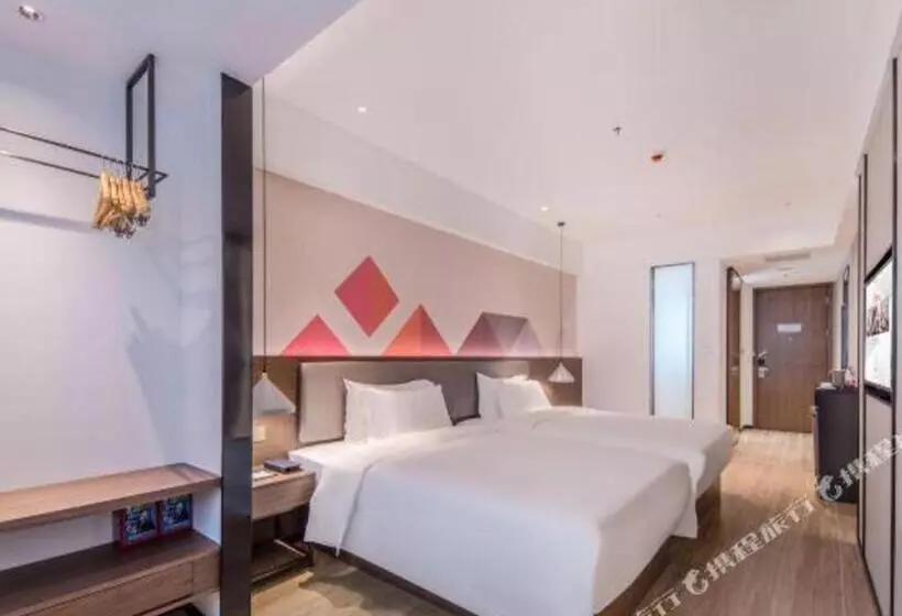 Borrman Hotel Hezhou High Speed Railway Station Guangming Avenue