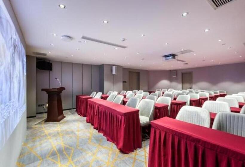 Echarm Hotel Huzhou Wuyue Plaza Children S Clothing City