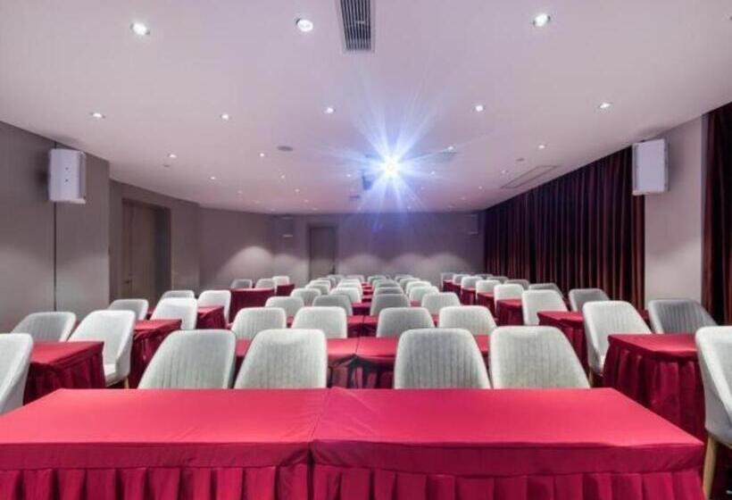 Echarm Hotel Huzhou Wuyue Plaza Children S Clothing City