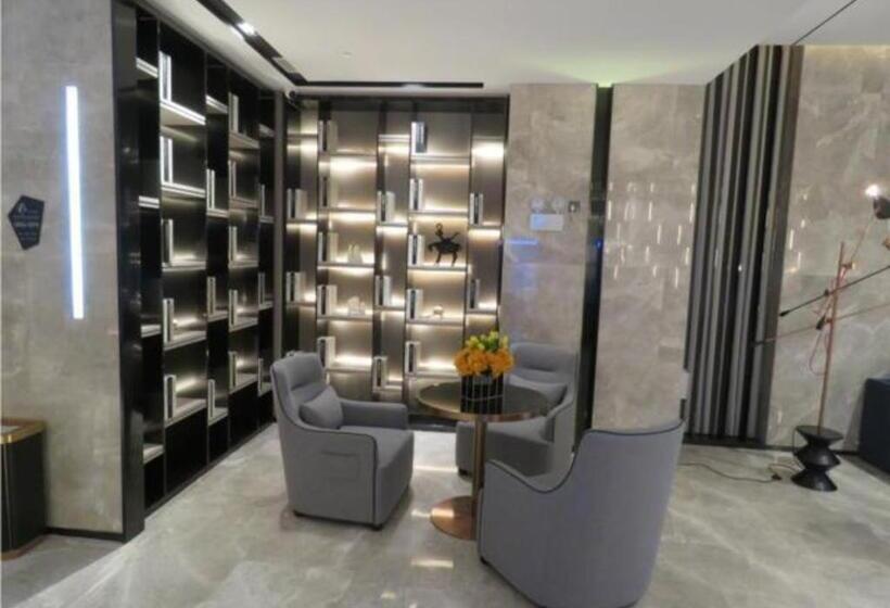 Echarm Hotel Nanchang Bayi Square Metro Station Wushang Mall