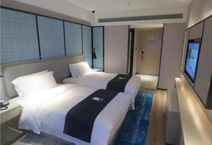Echarm Hotel Nanchang Bayi Square Metro Station Wushang Mall